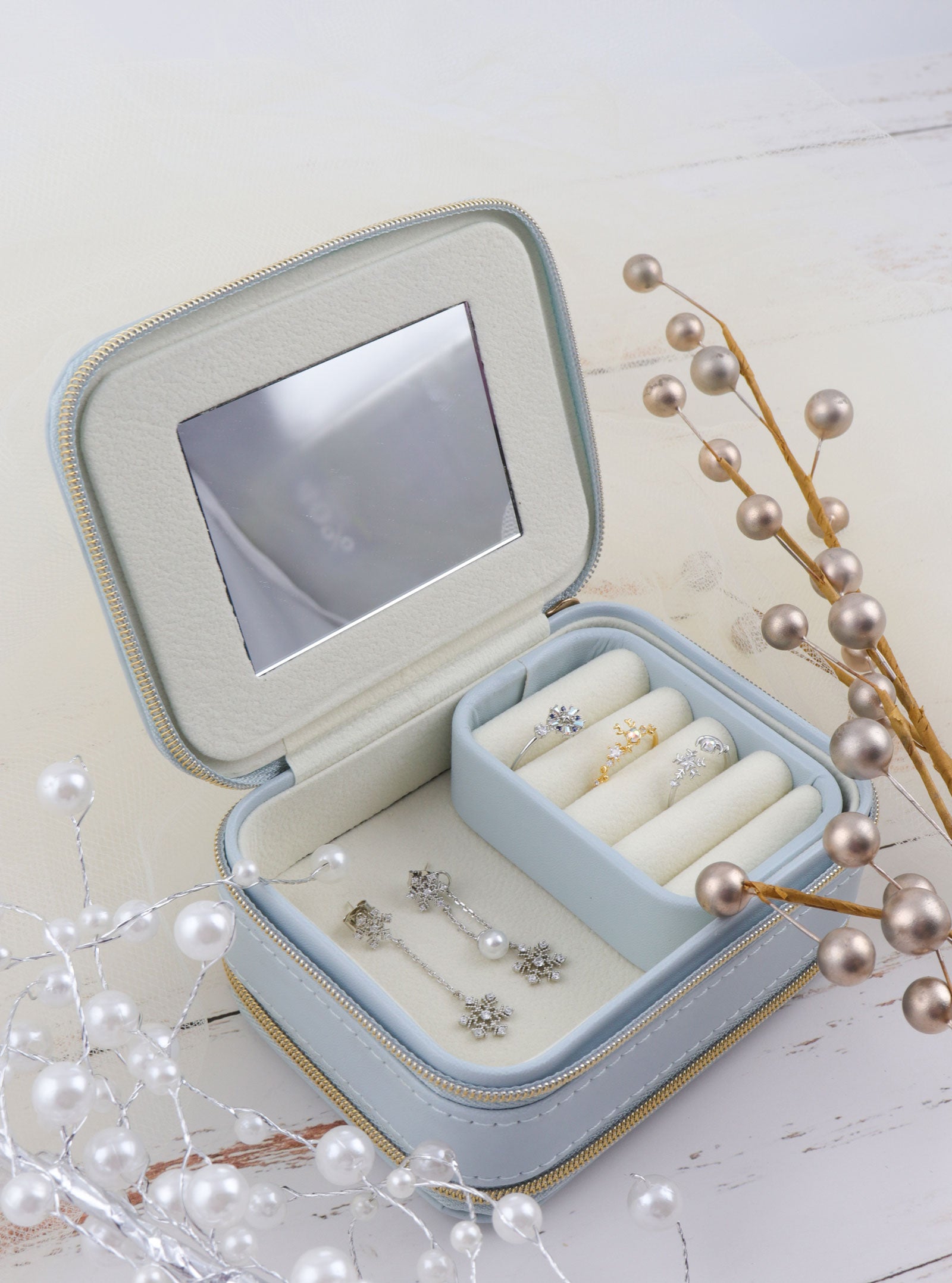 ZETTA SMALL TRAVEL JEWELRY ORGANIZER