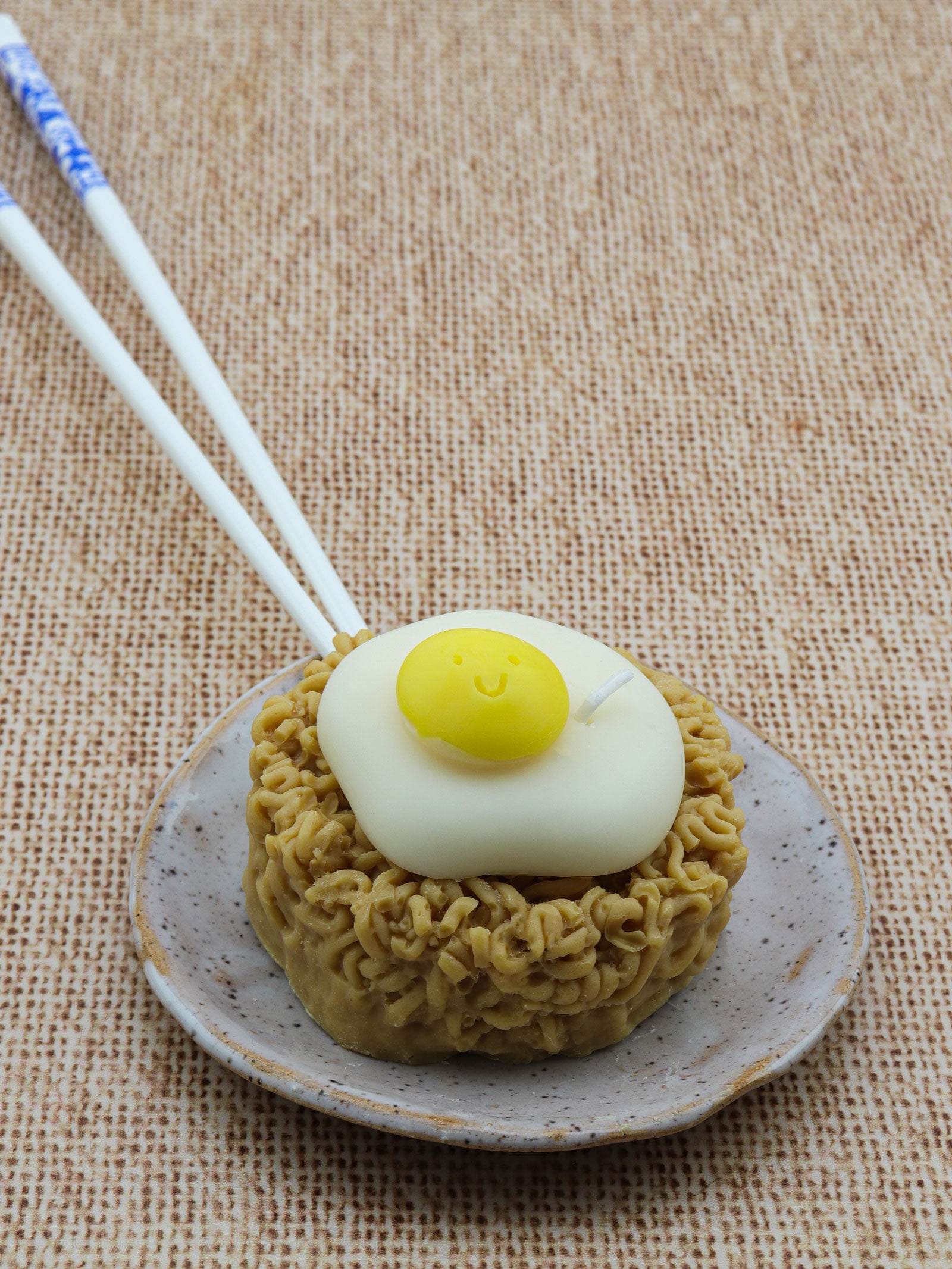 HANDMADE RAMEN EGG SOY & BEESWAX CANDLE