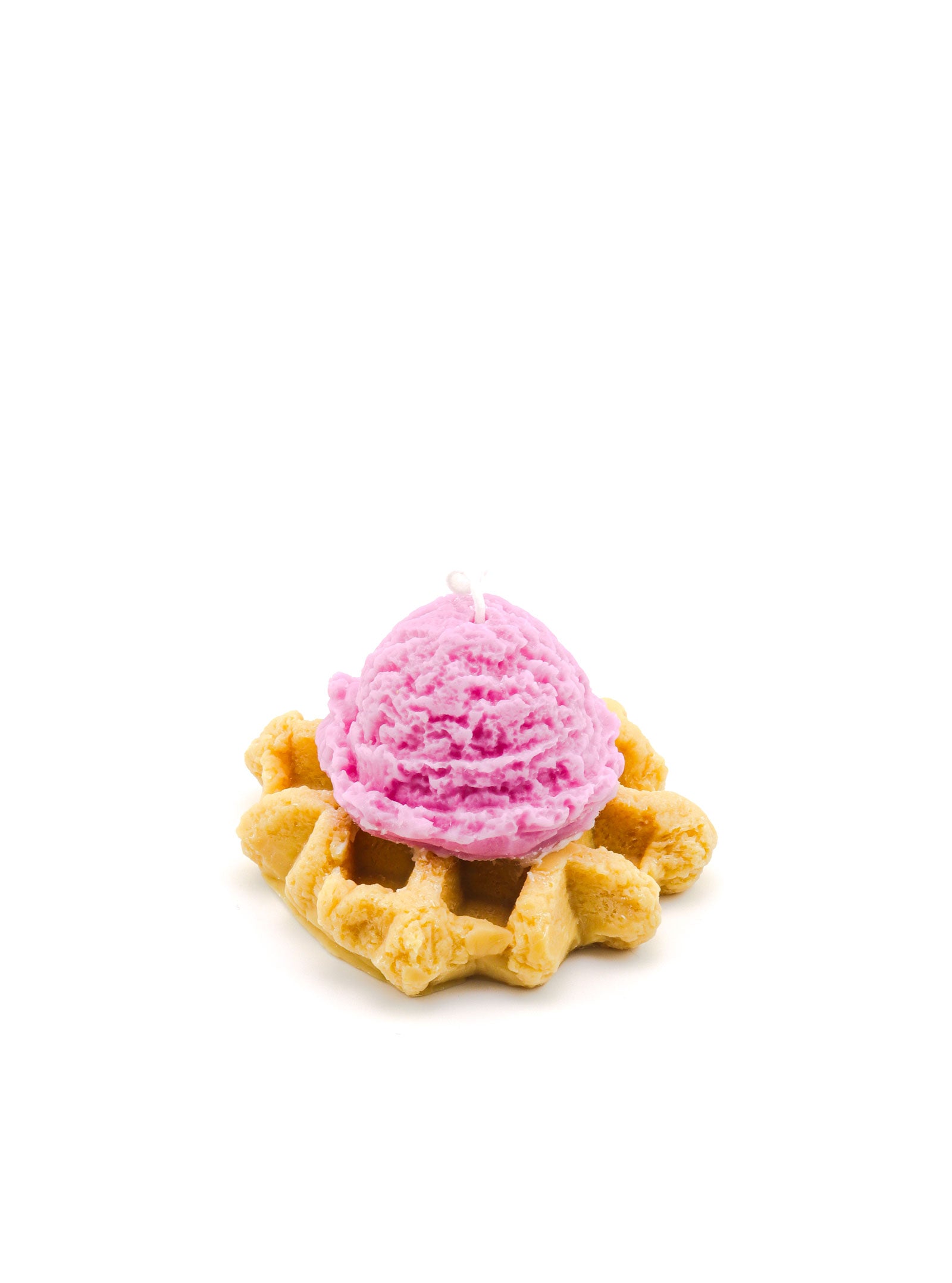 HANDMADE ICE CREAM WAFFLE SOY & BEESWAX CANDLE