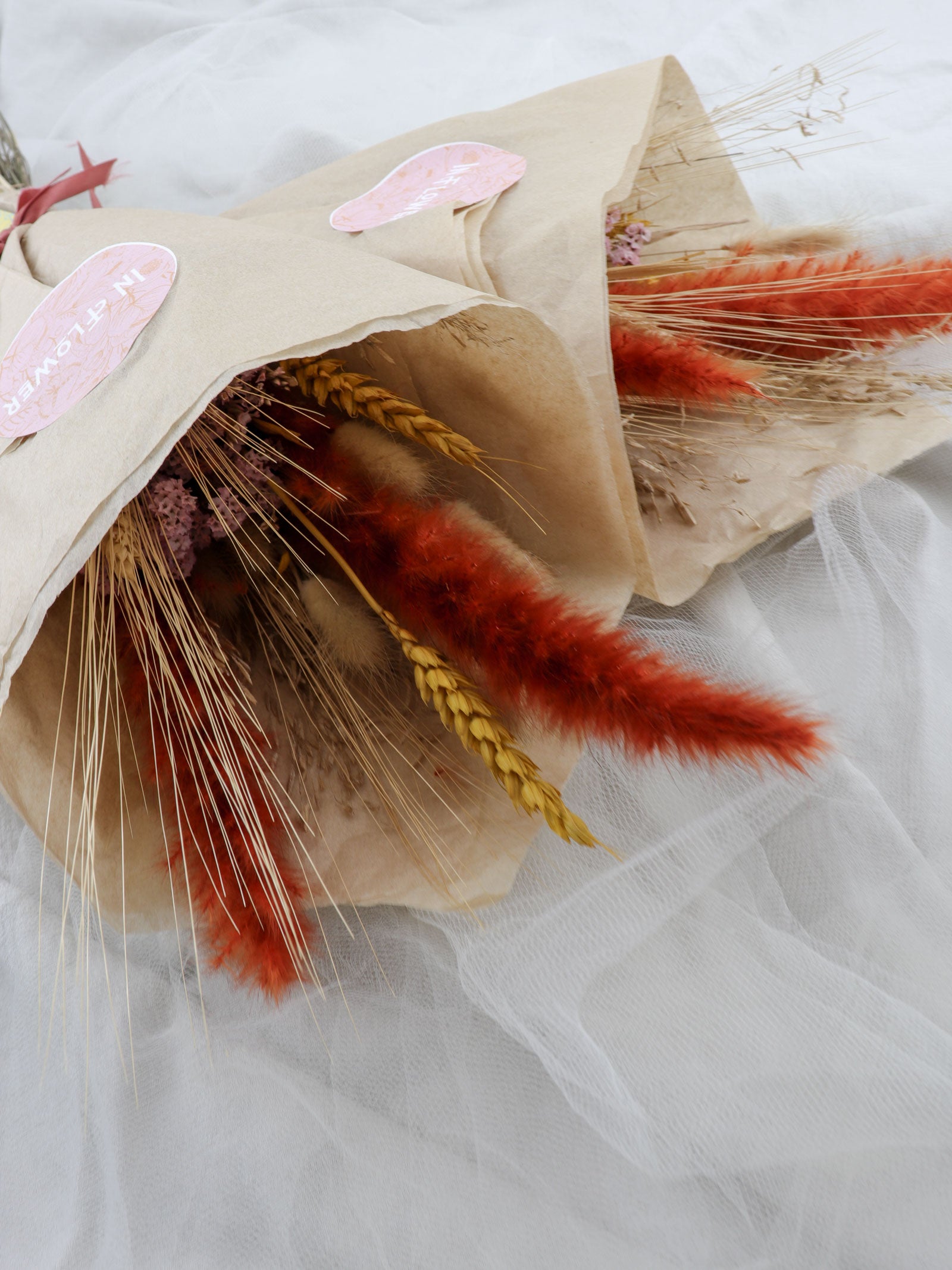 NATURAL PRESERVED DRIED FLORAL BOUQUET