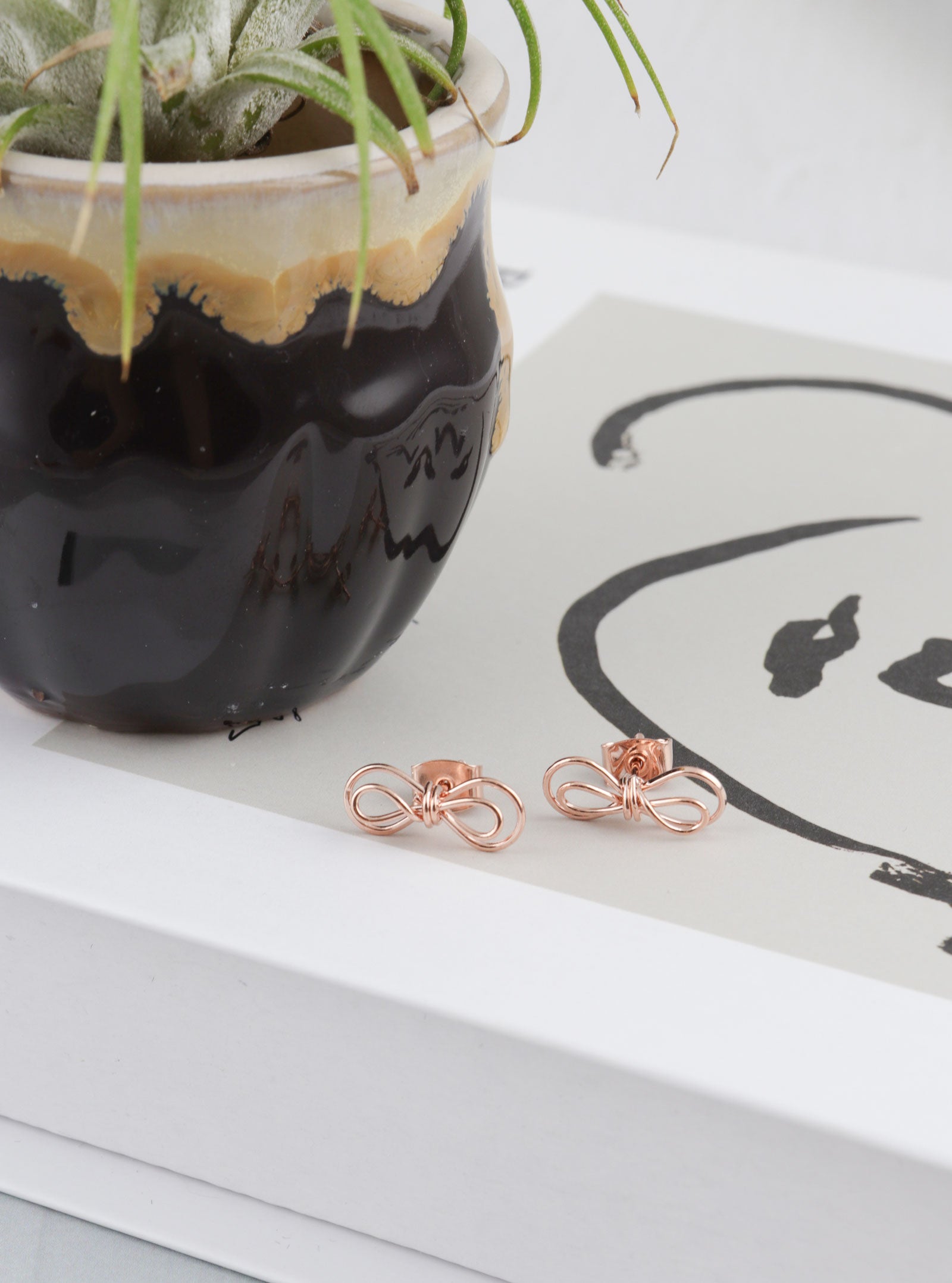 TARU EARRINGS