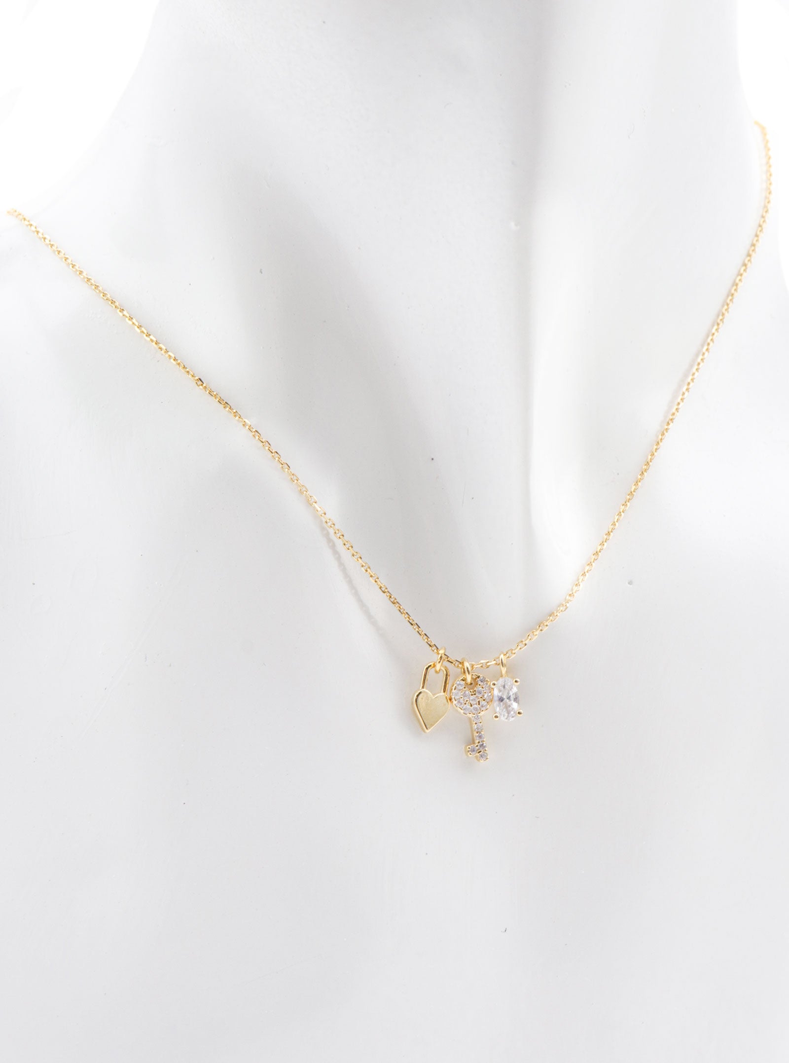 KAILEA SILVER NECKLACE