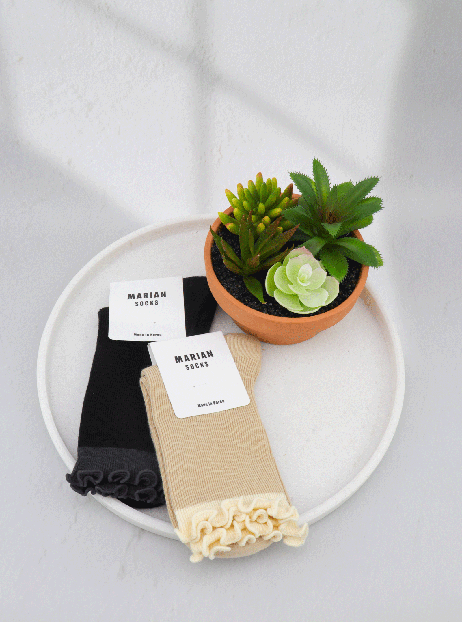 PAULEEN RUFFLED EDGE SOCKS