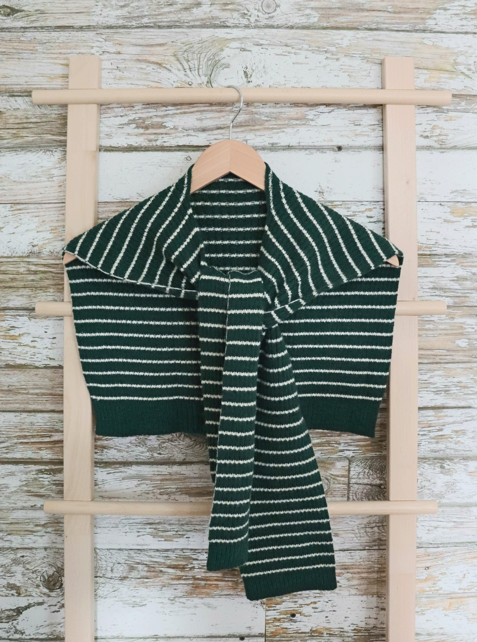 EUDORA KNITTED STOLE