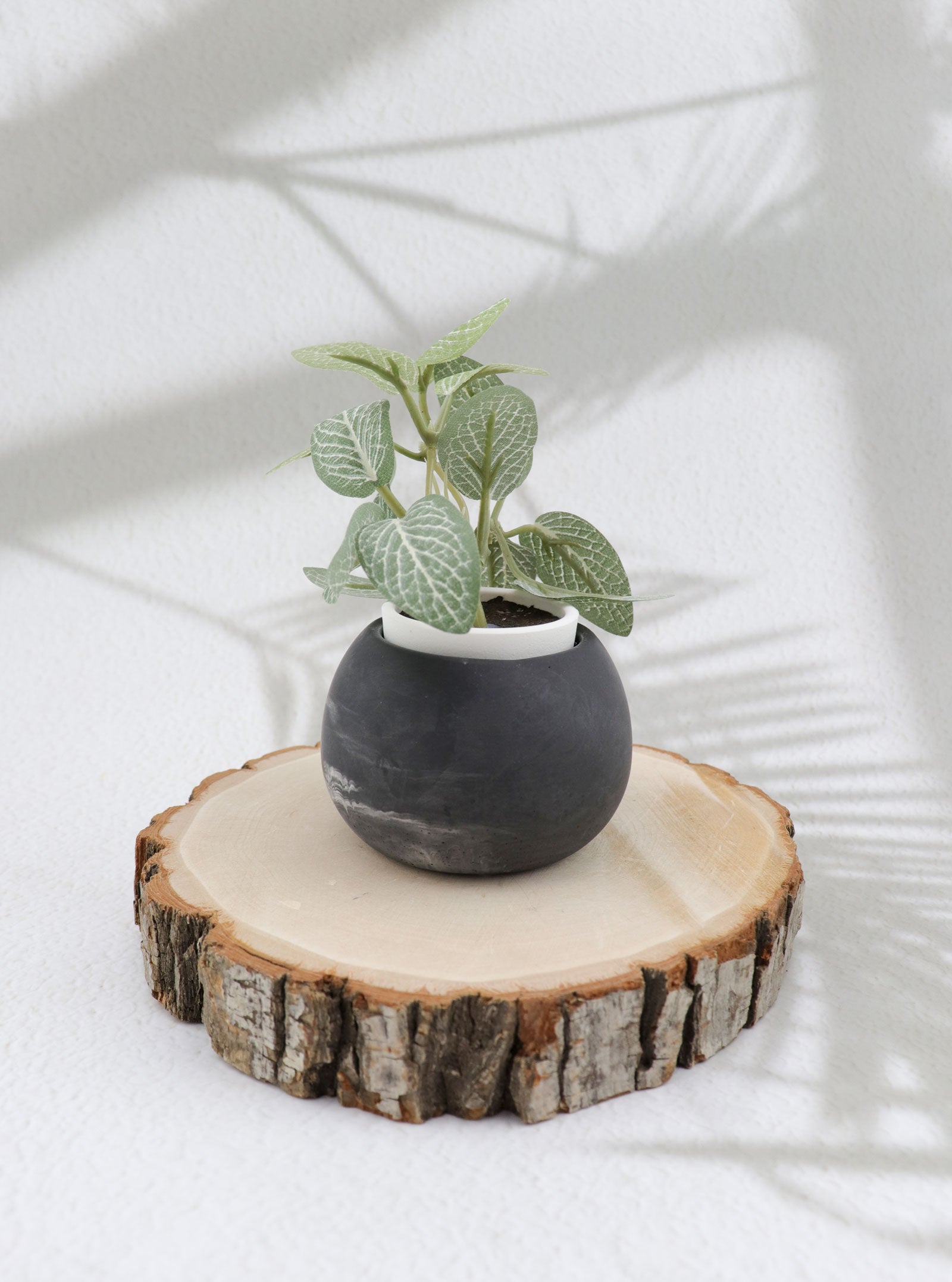 BUBBLE VESSEL TEALIGHT HOLDER/SMALL PLANTER