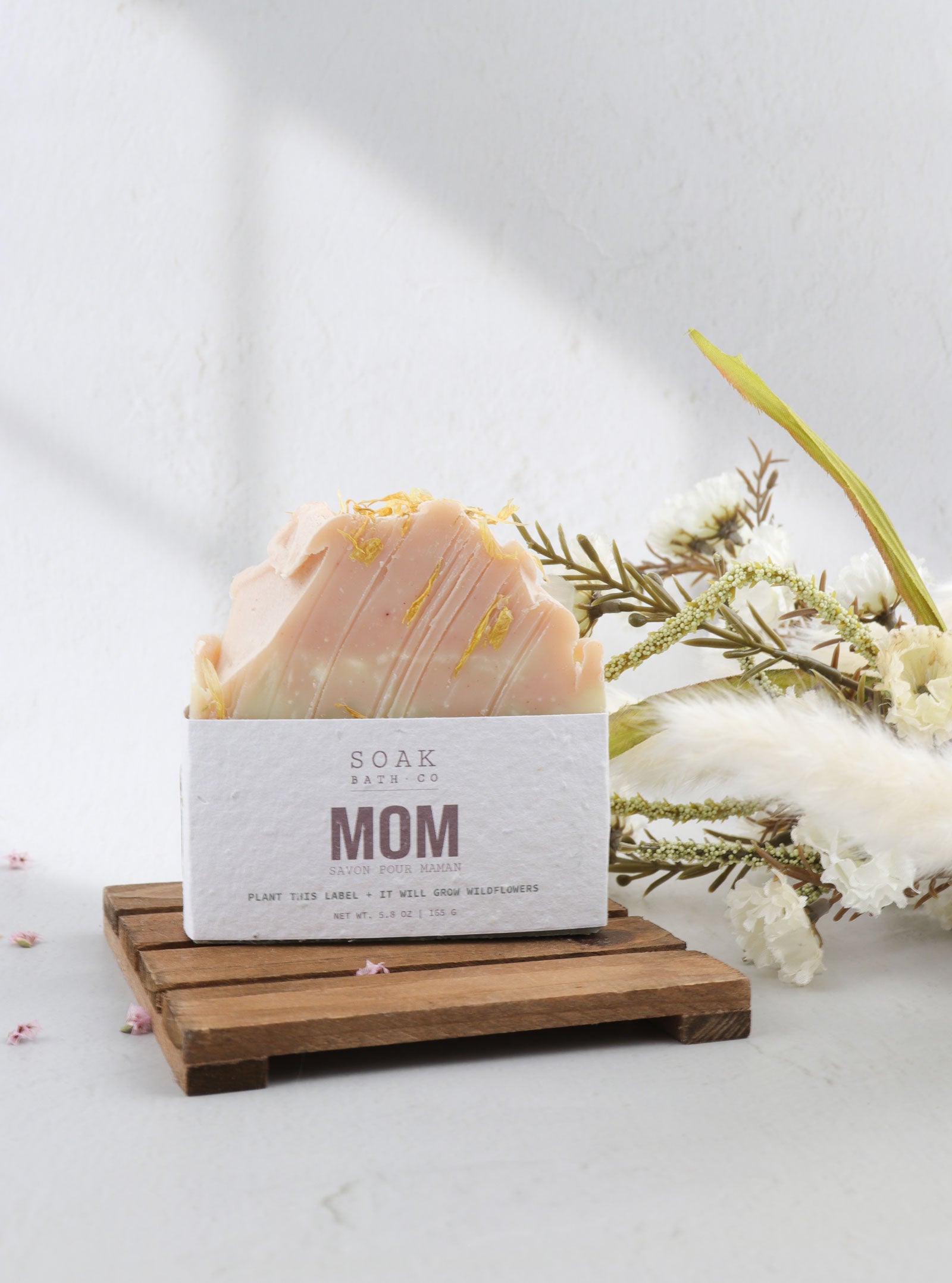 HANDCRAFTED MOM ARTISAN SOAP BAR
