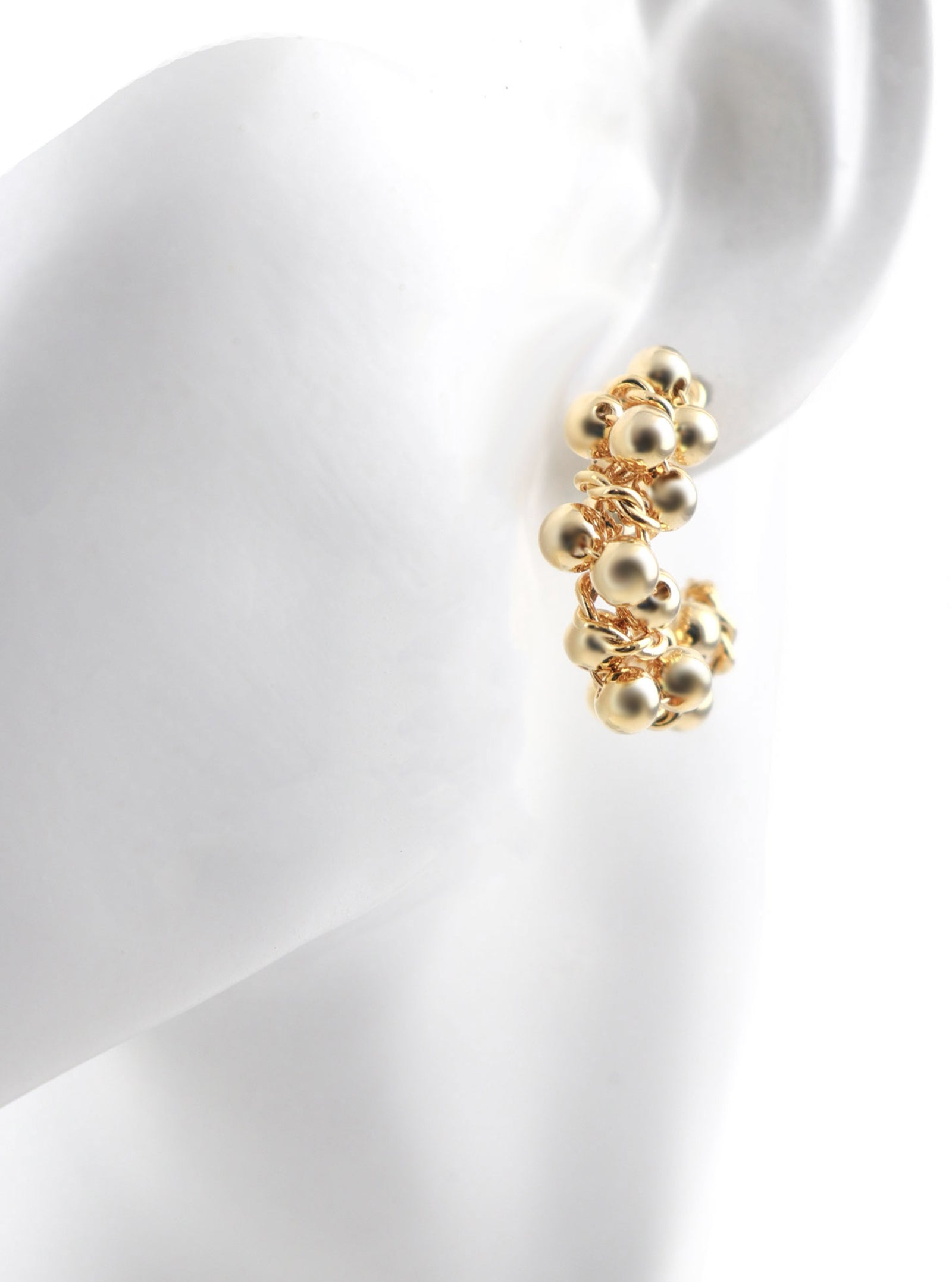 TITIANA EARRING