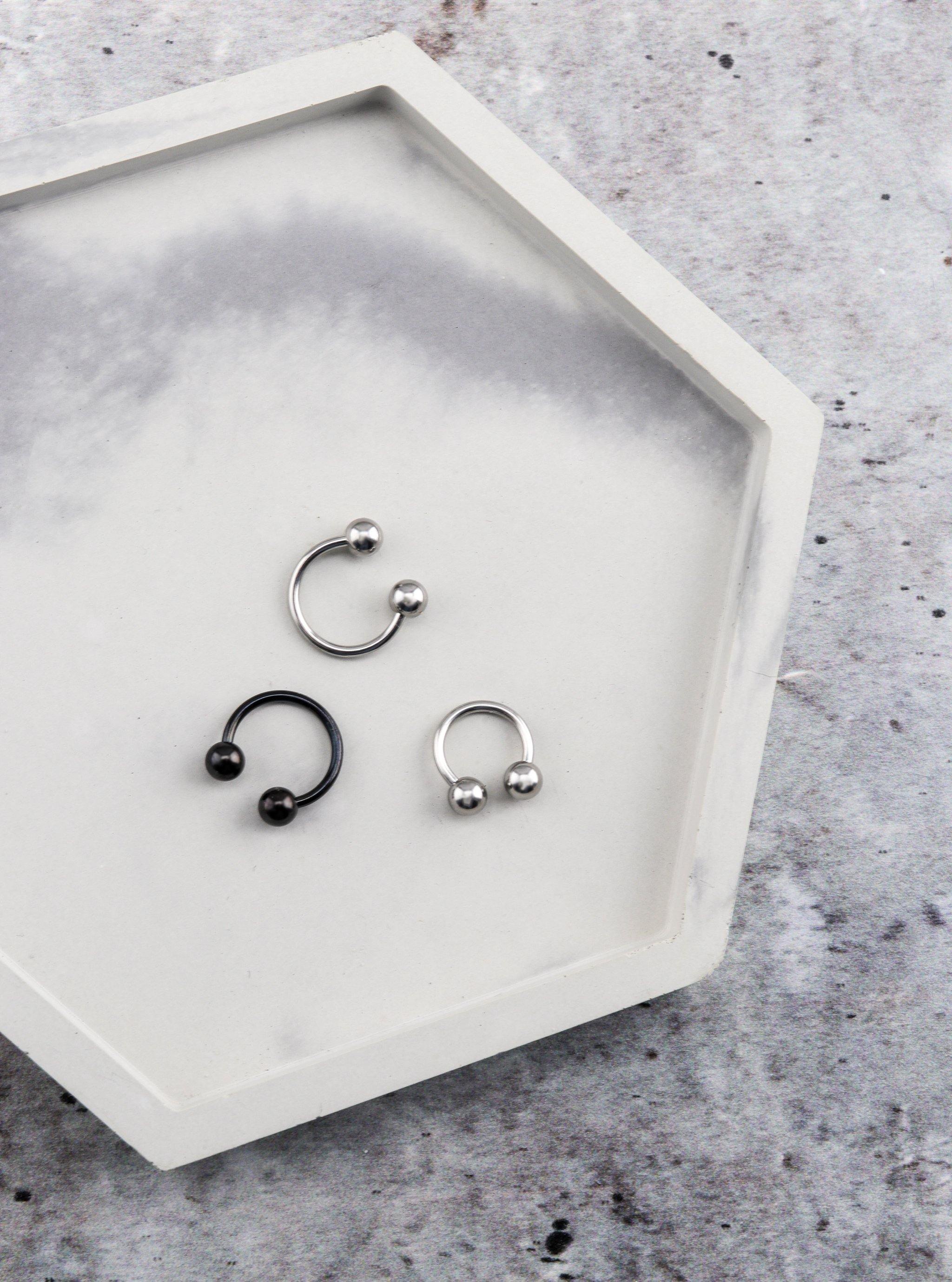 ANDREA PIERCING - Simplique Mode