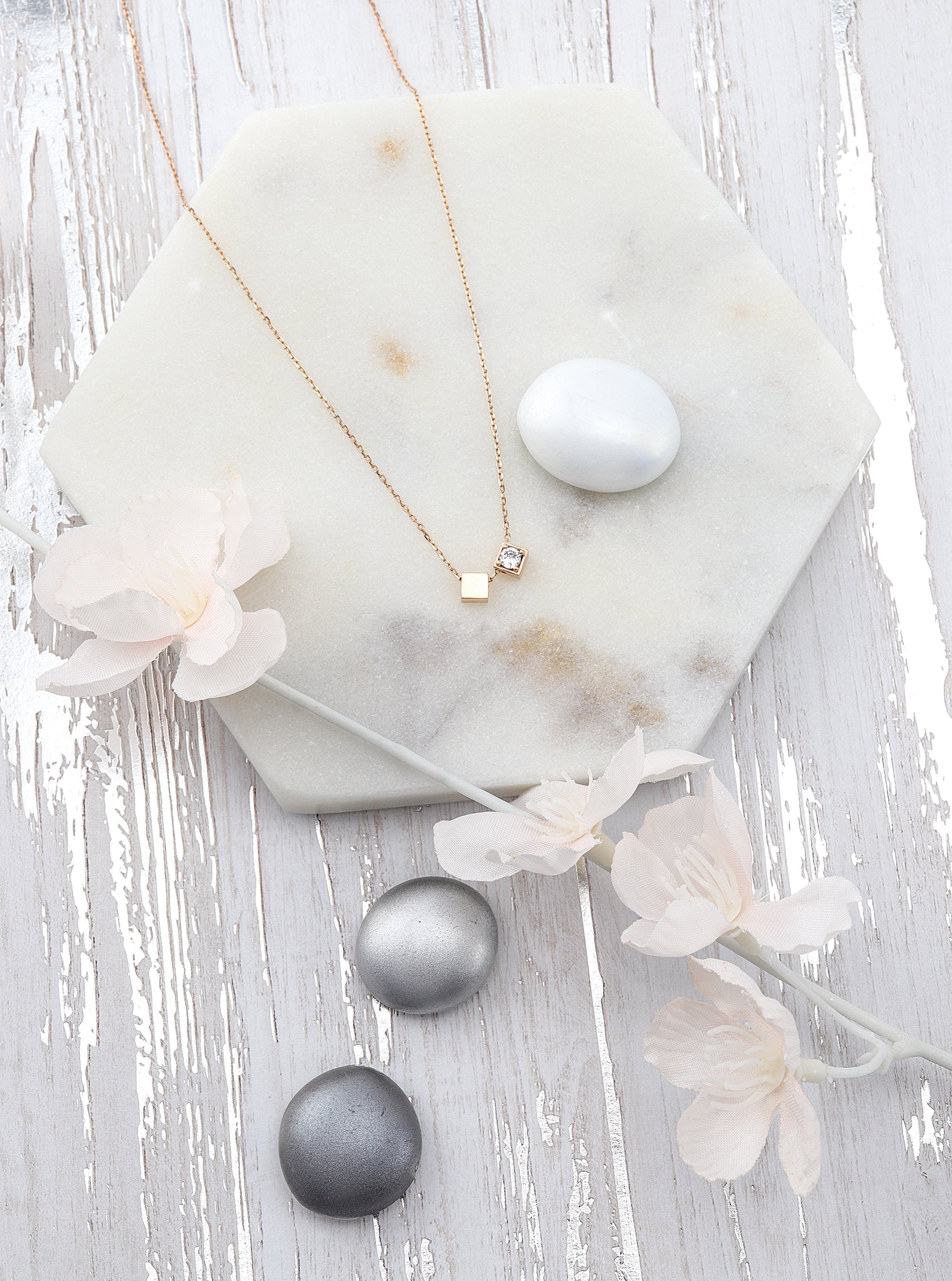 KAIA SILVER NECKLACE - Simplique Mode