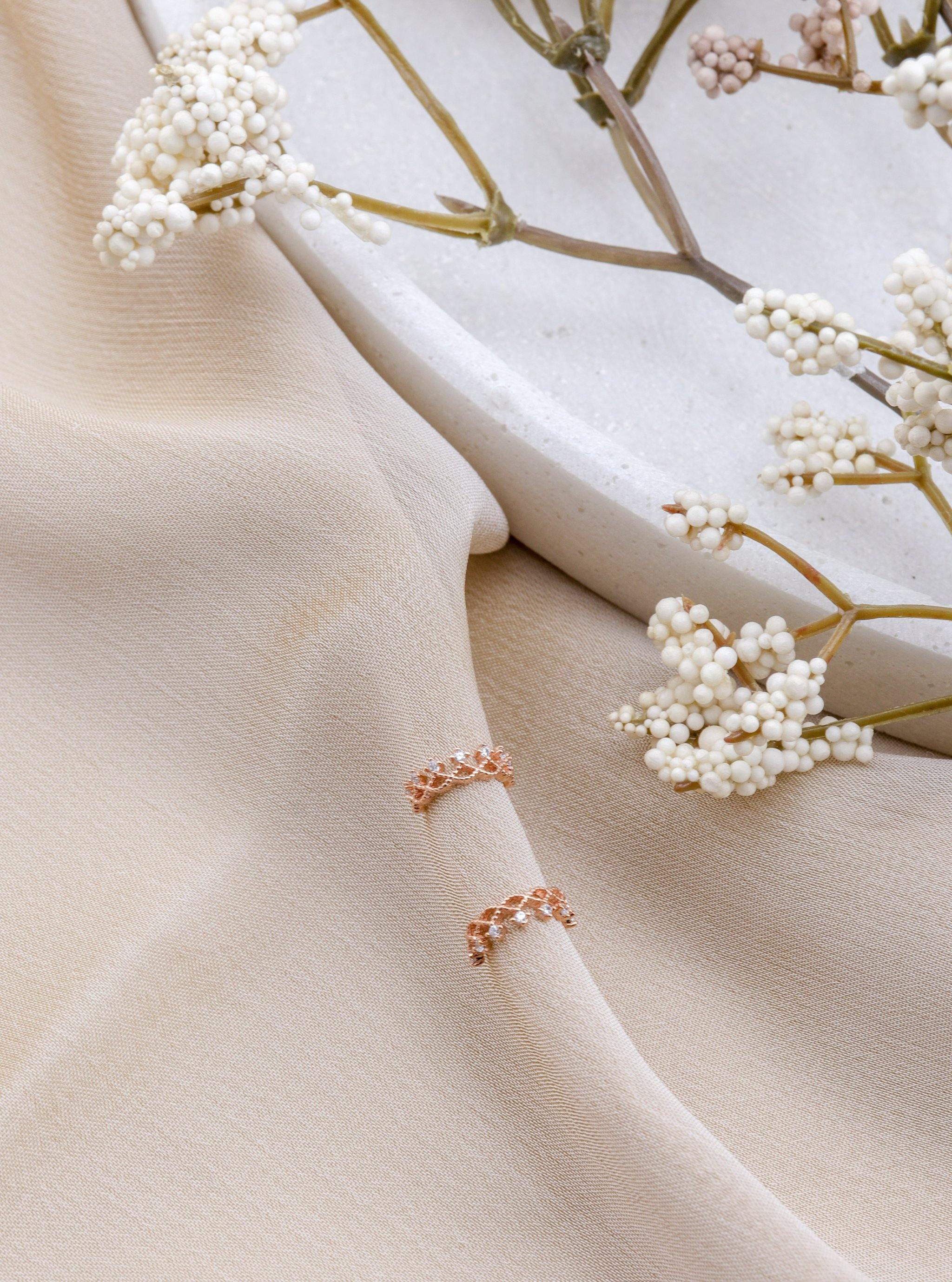 KELSEY SILVER EARRINGS - Simplique Mode