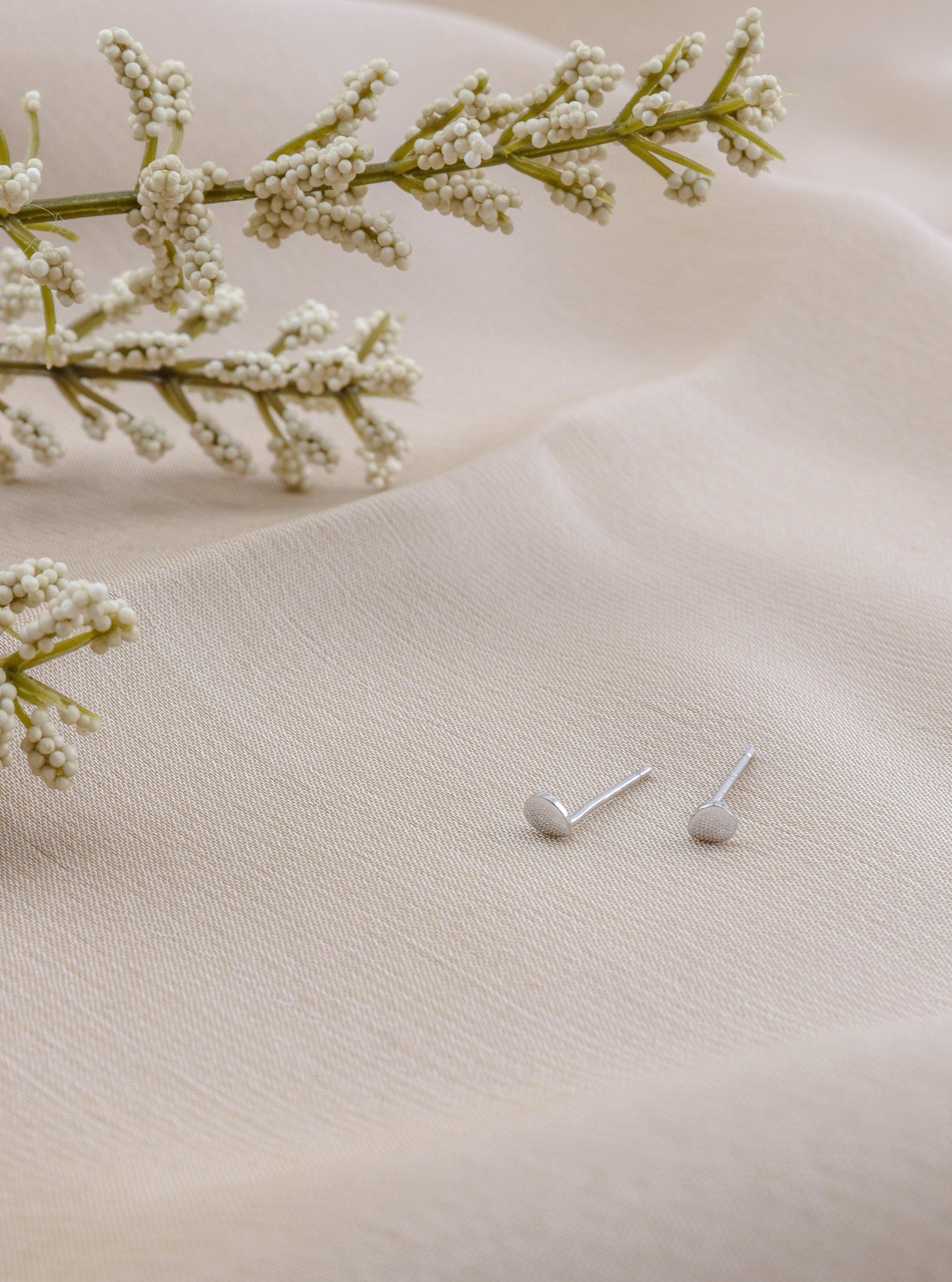 KADI SILVER EARRINGS - Simplique Mode