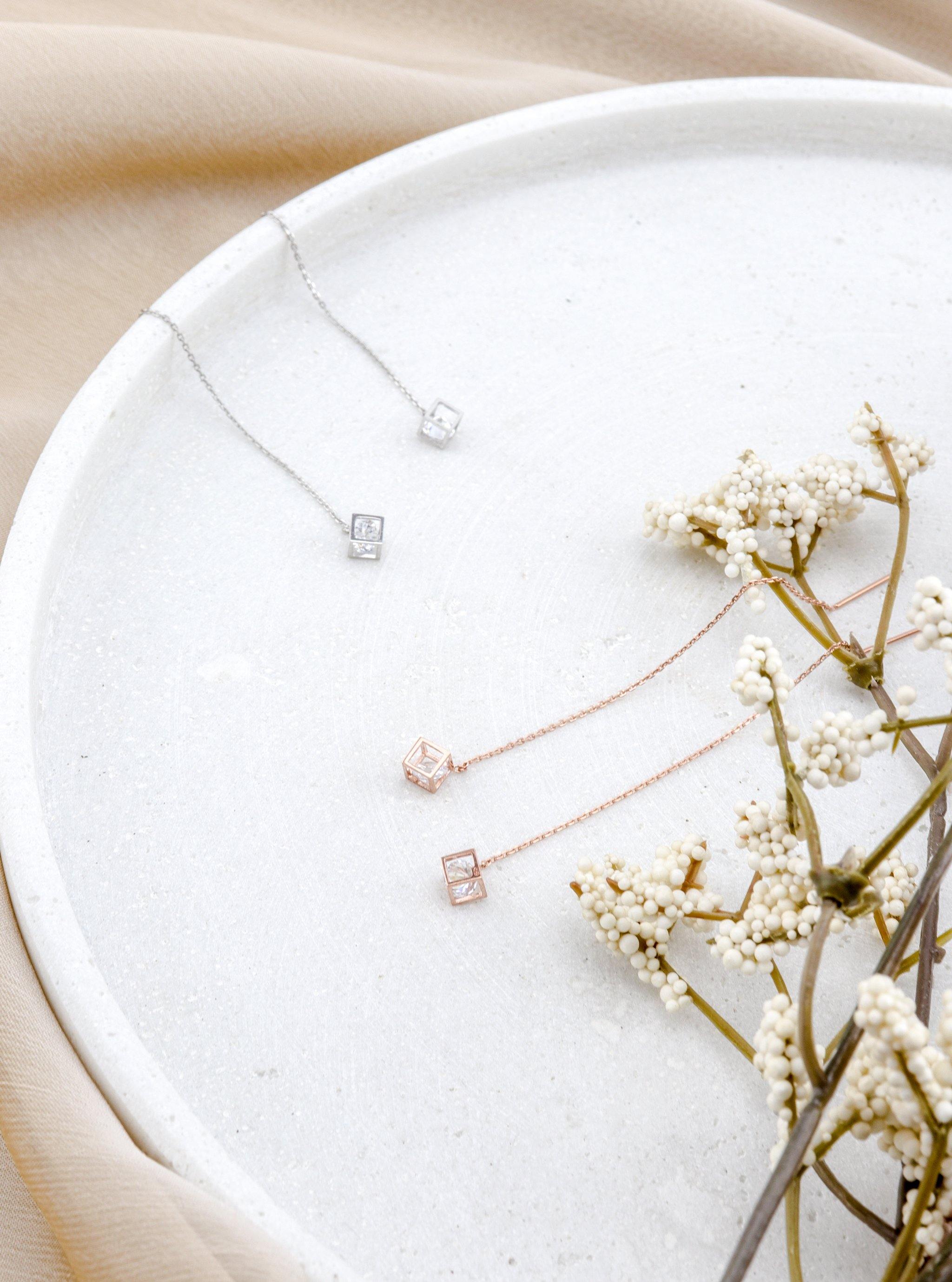 KADYN SILVER EARRINGS - Simplique Mode