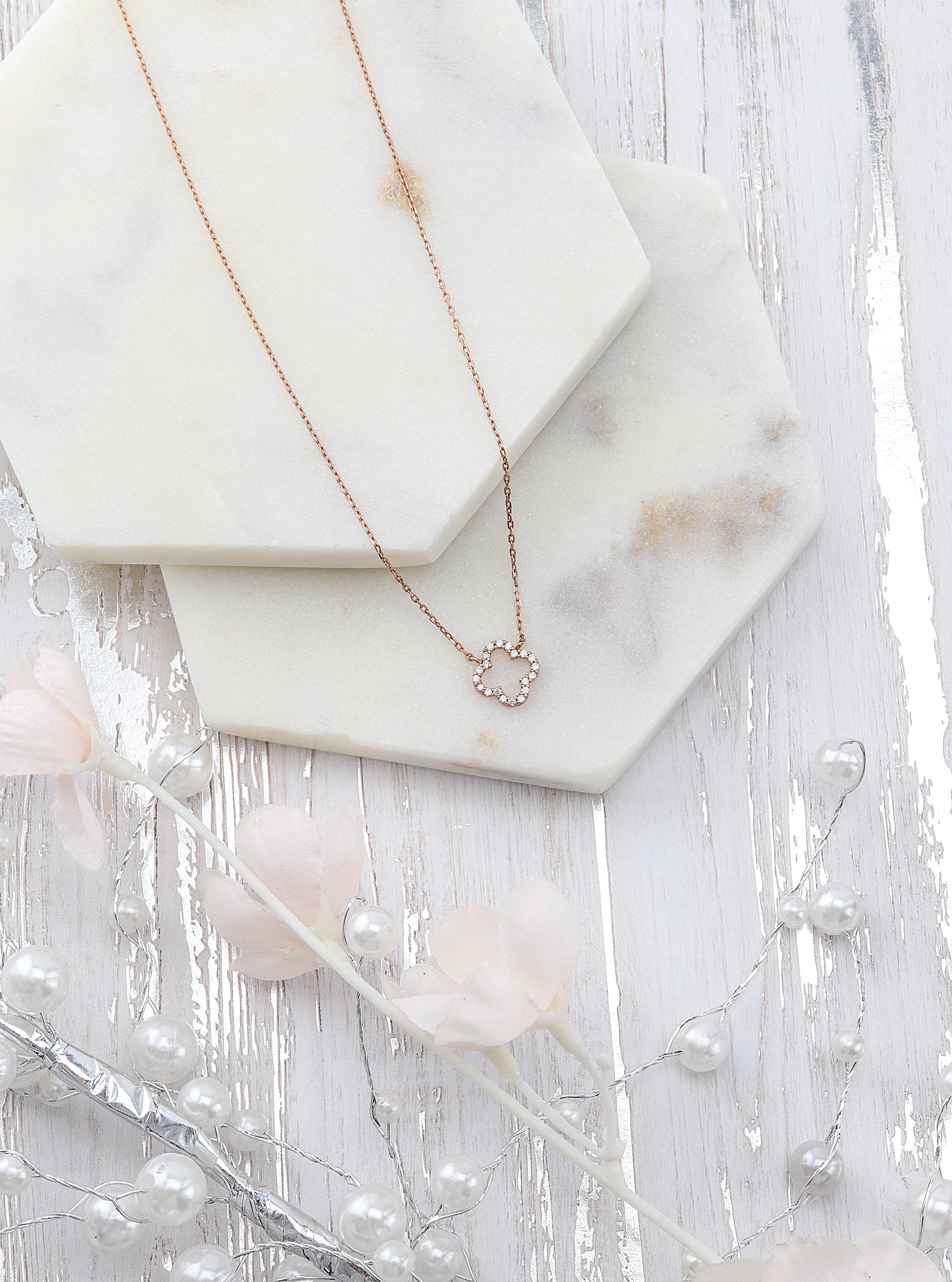 KENZA SILVER NECKLACE - Simplique Mode