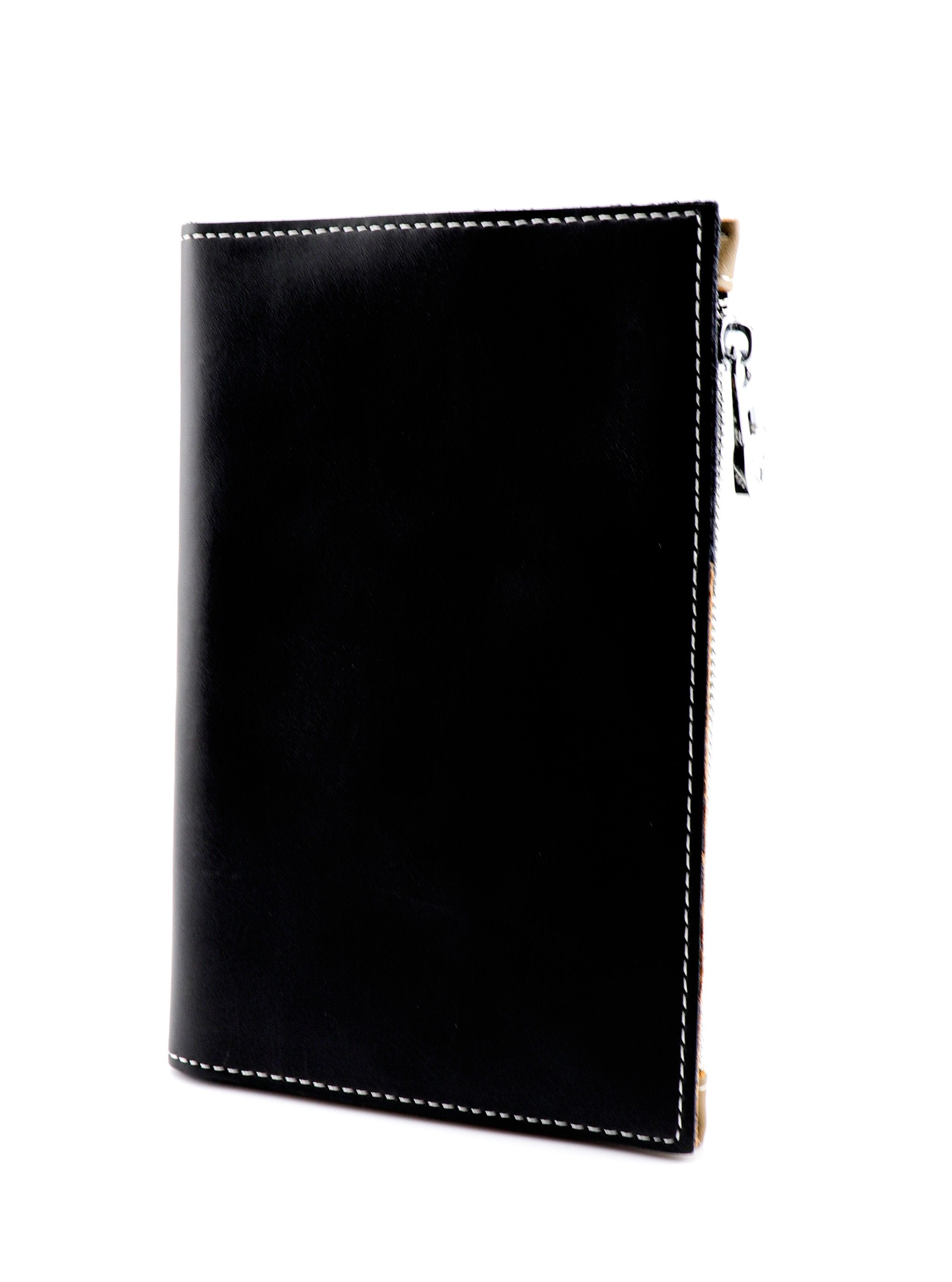 ZIVEN LEATHER PASSPORT HOLDER - Simplique Mode