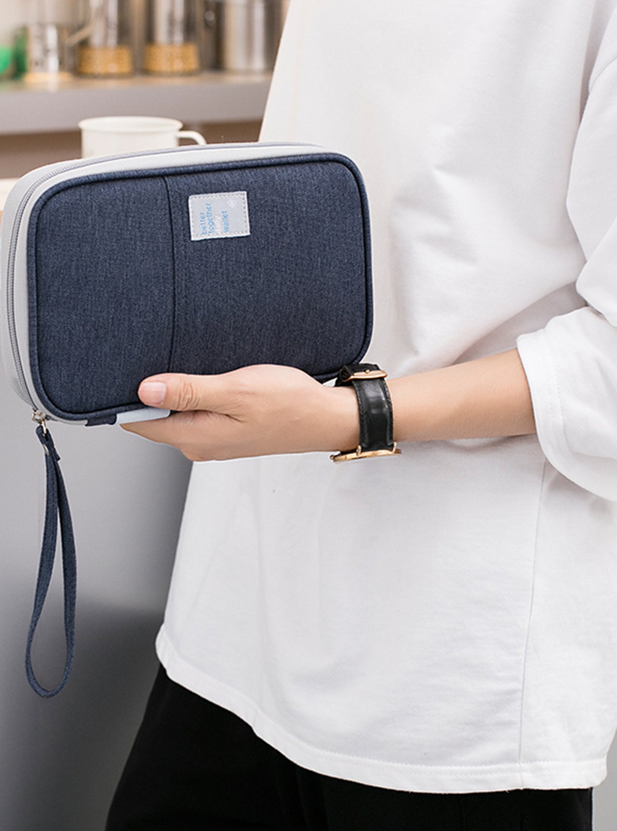 ZAYNE TRAVEL ORGANIZER - Simplique Mode