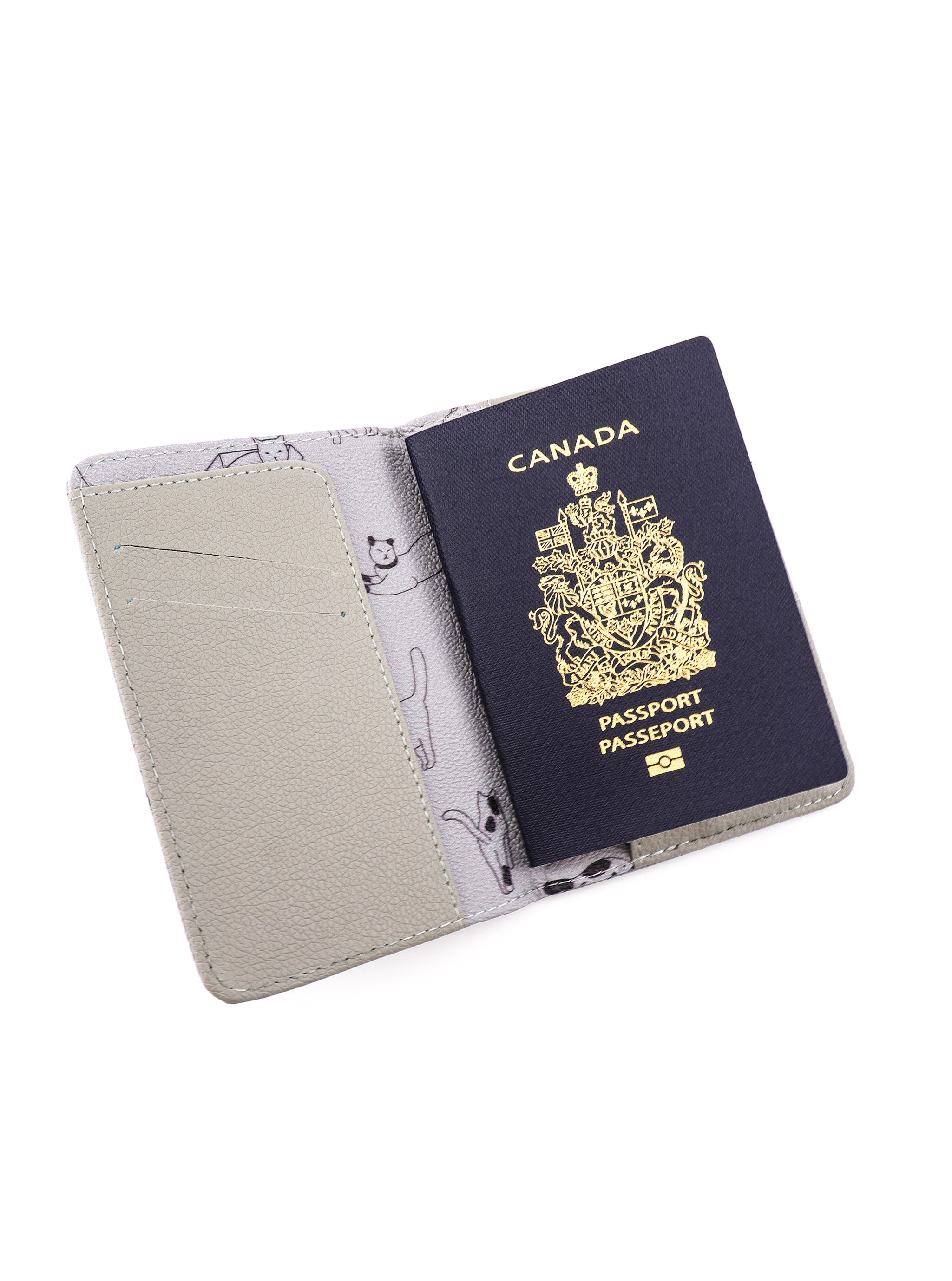 ZODY PASSPORT HOLDER - Simplique Mode
