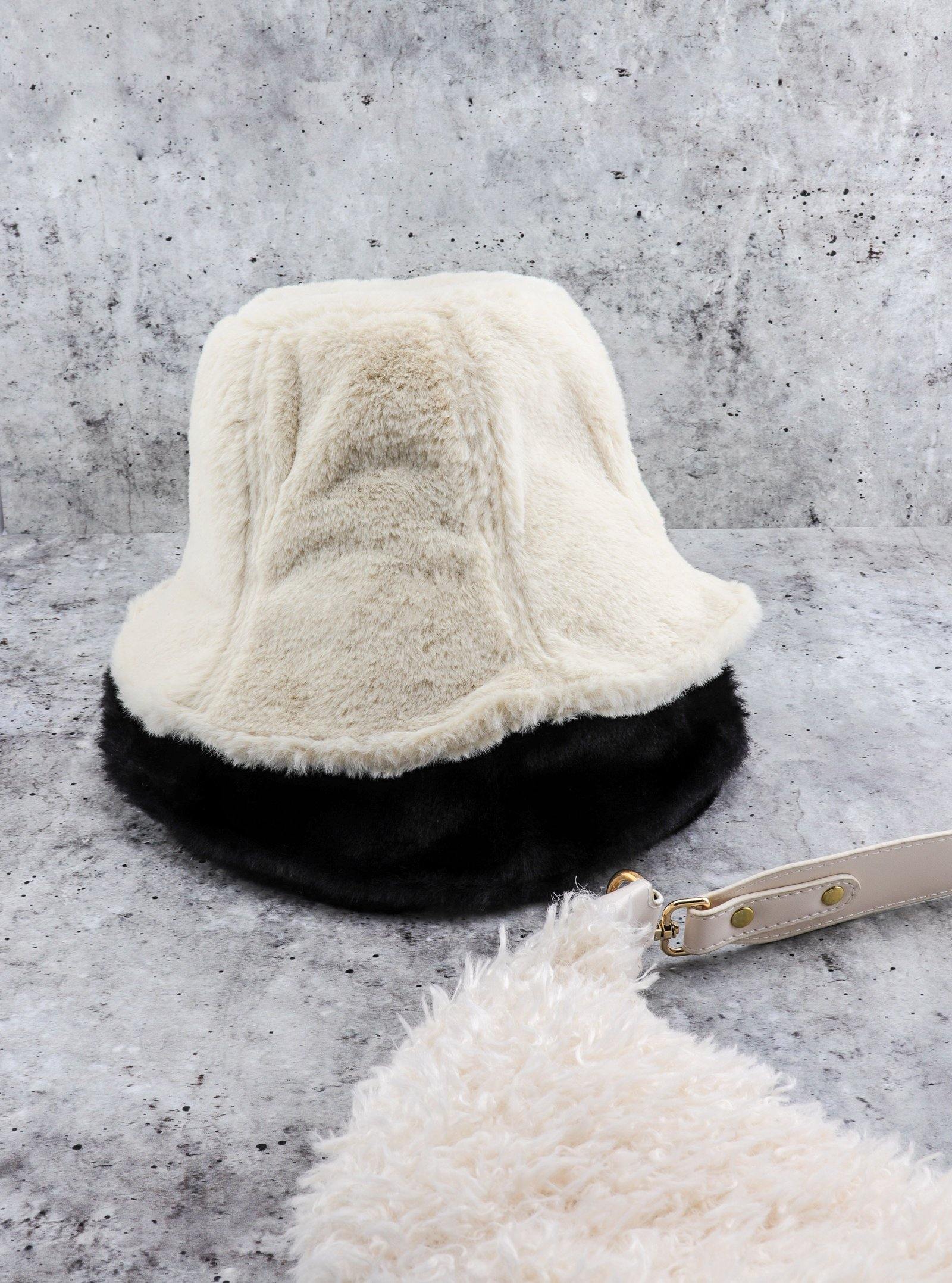 HACINTHIA BUCKET HAT - Simplique Mode