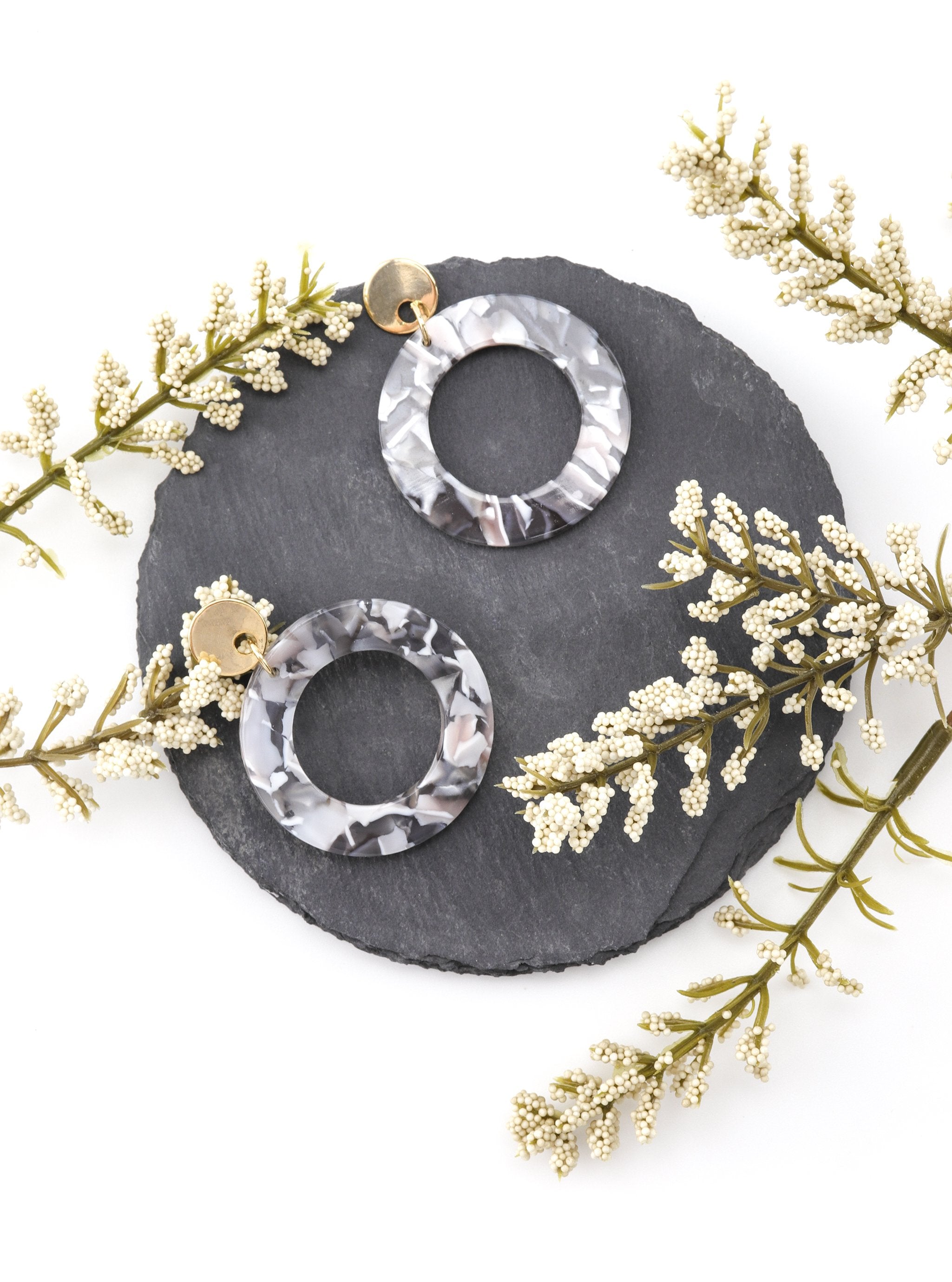 TISHA EARRINGS - Simplique Mode