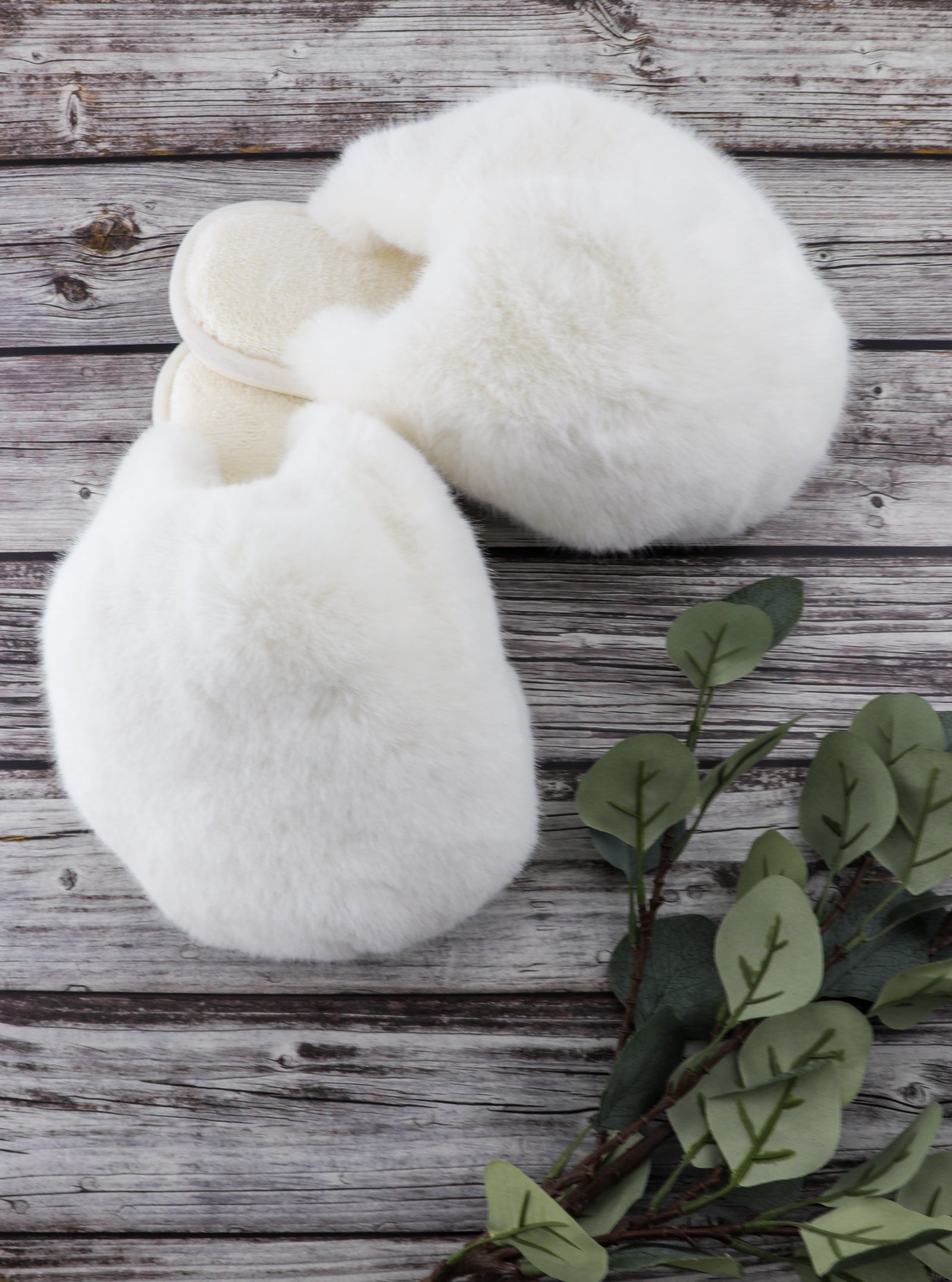PANTHEA FAUX FUR SLIPPERS