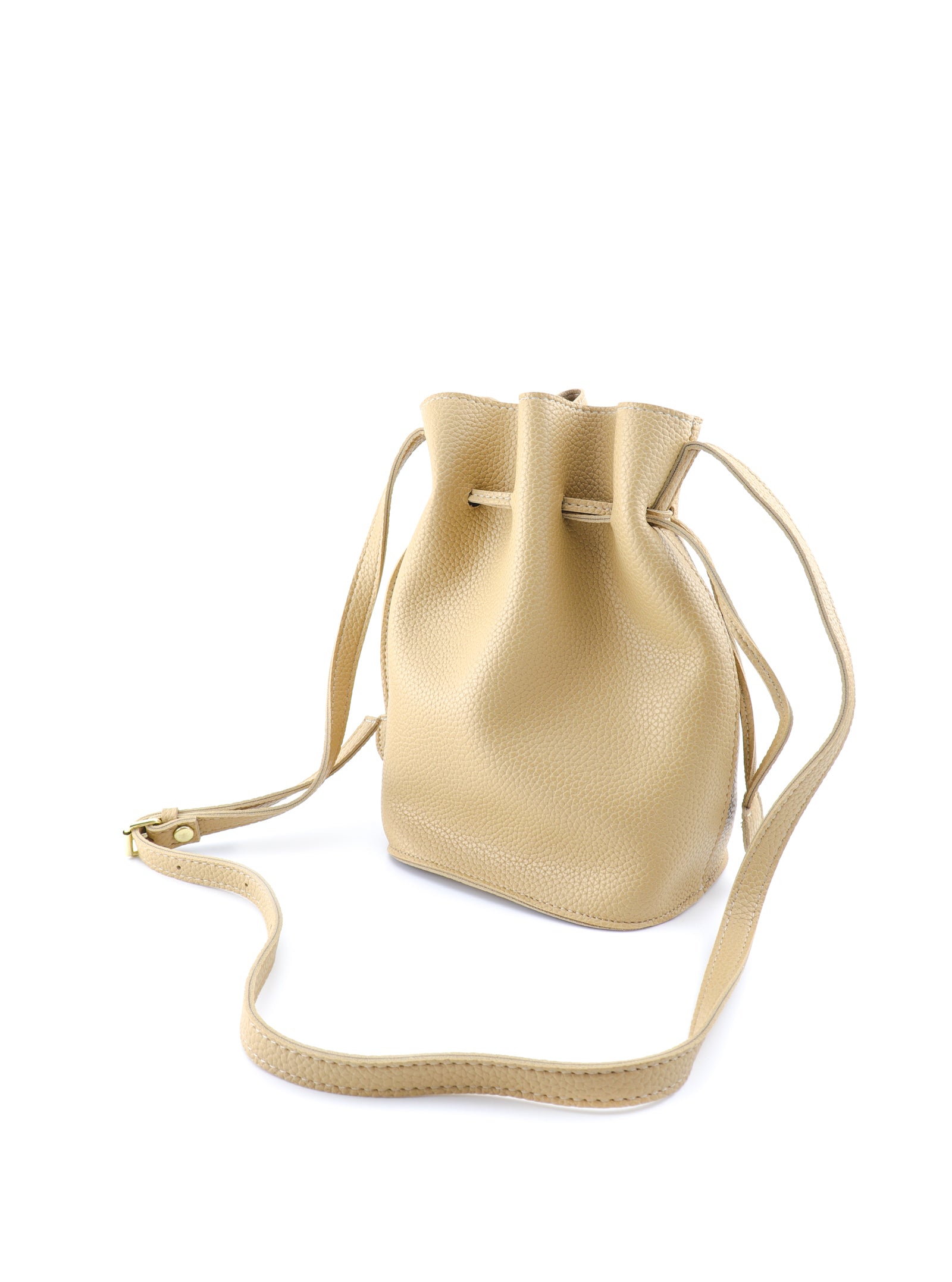 CELA BUCKET BAG