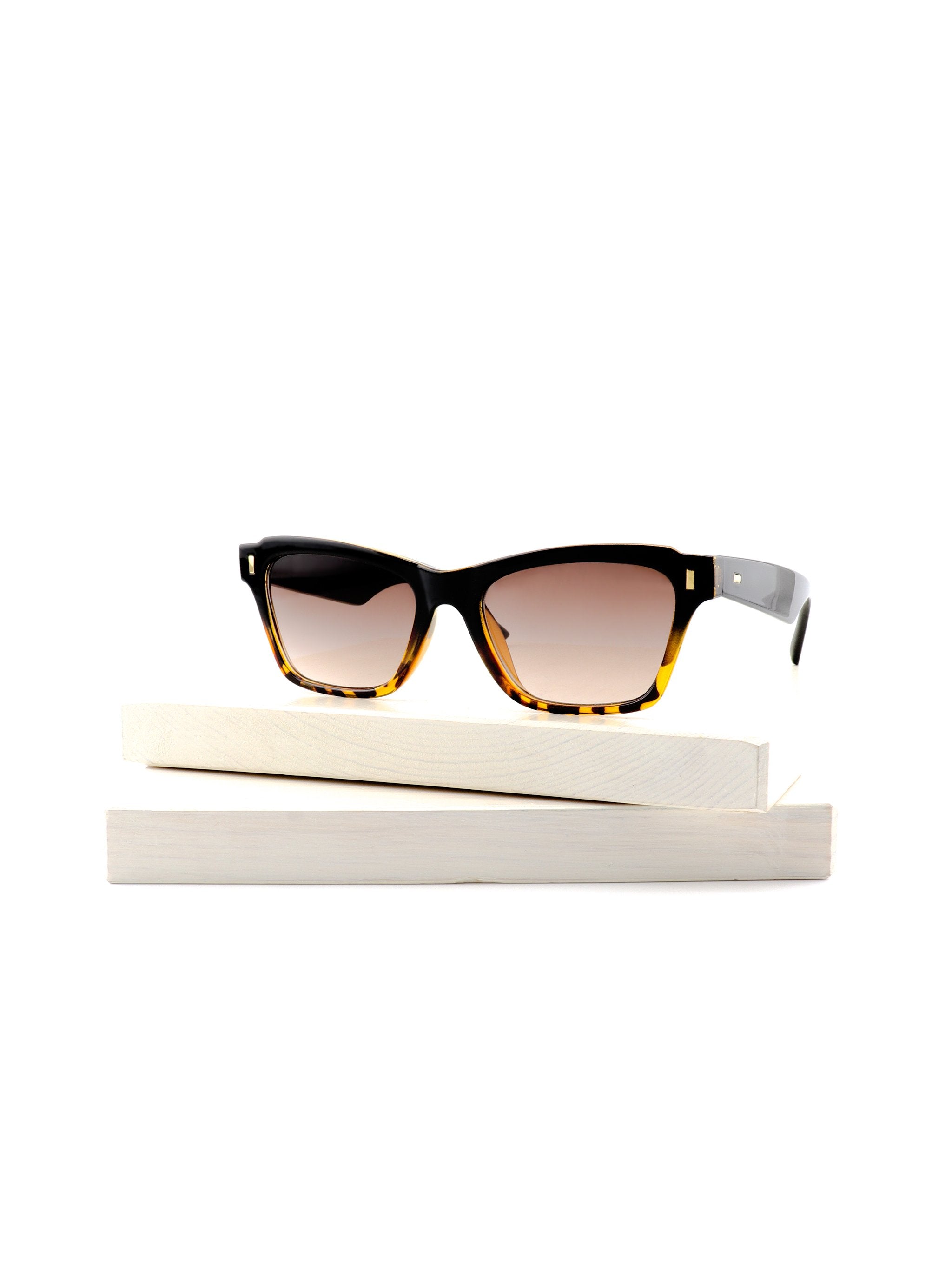 LANE SUNGLASS - Simplique Mode