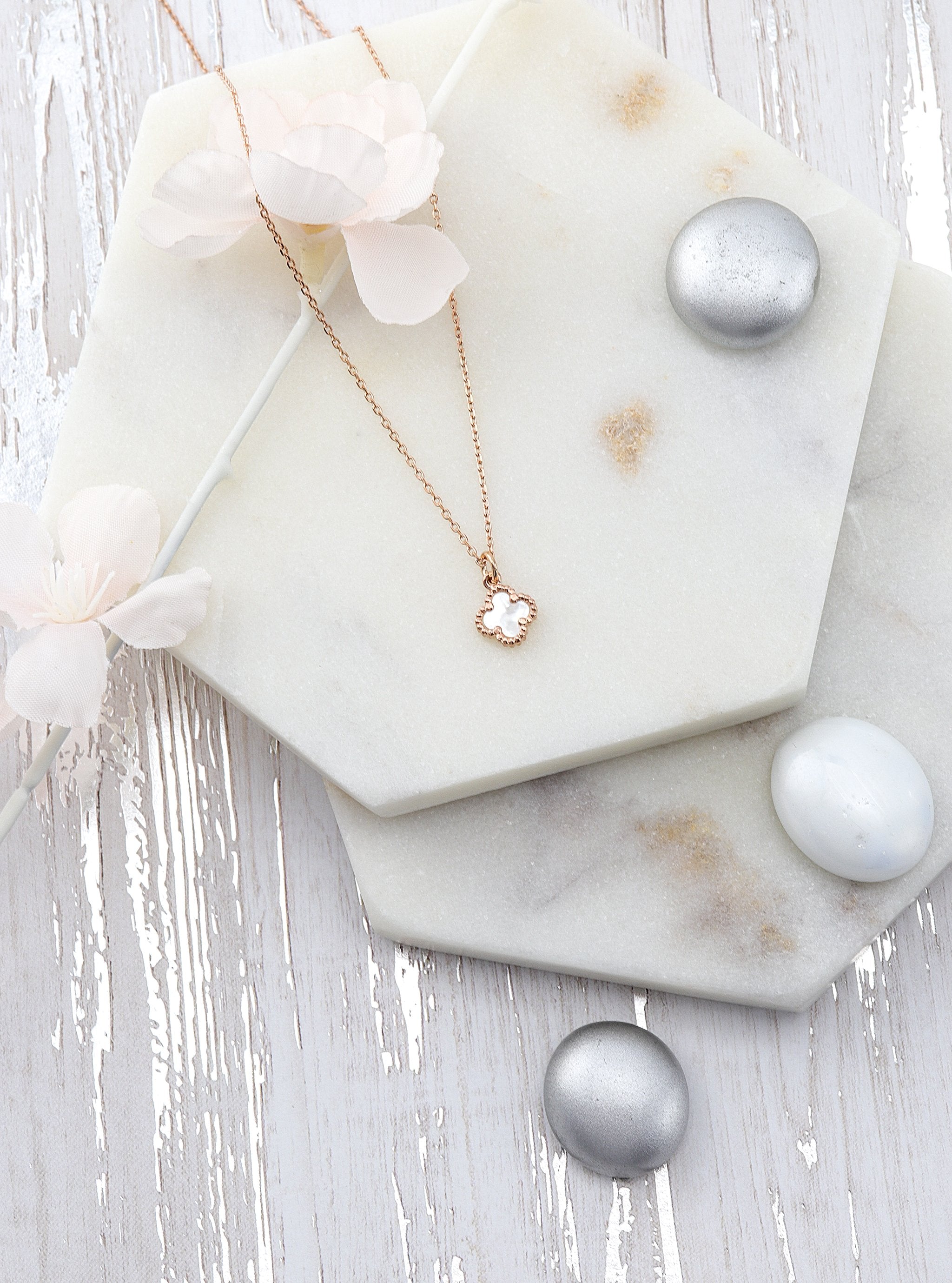 KAYLEIGH SILVER NECKLACE - Simplique Mode