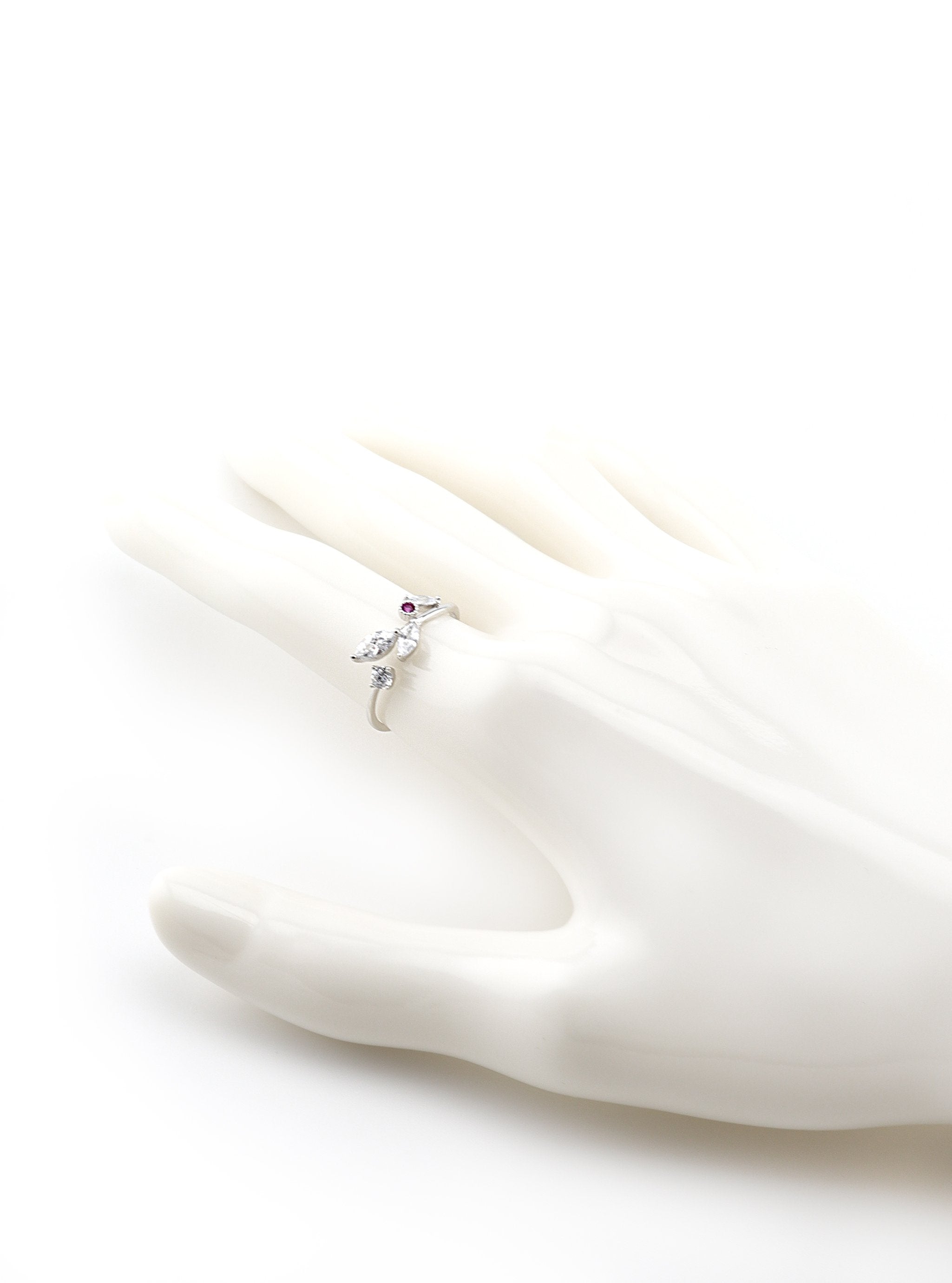 ROSALEEN SILVER RING - Simplique Mode