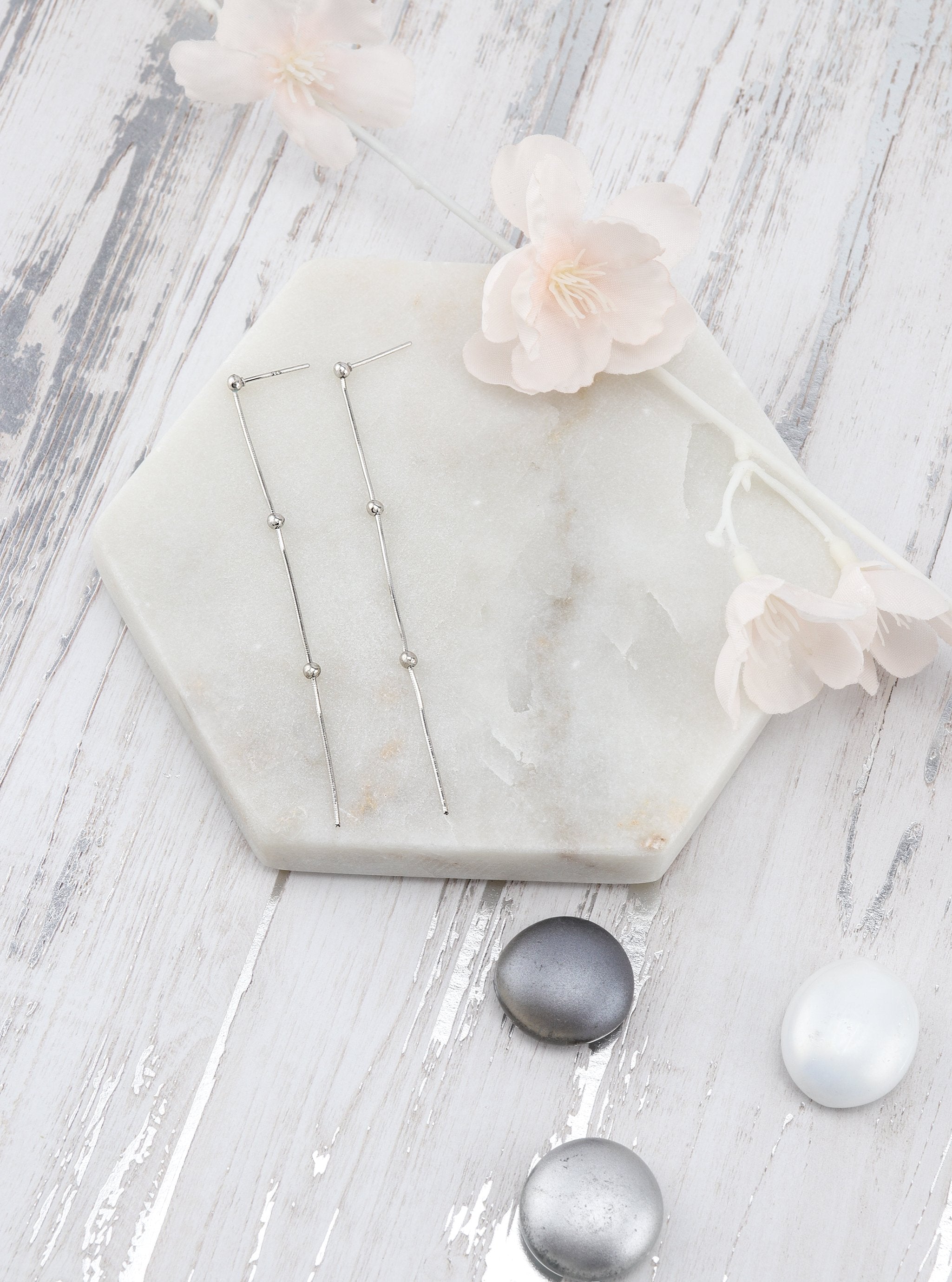 KAILEE SILVER EARRINGS - Simplique Mode