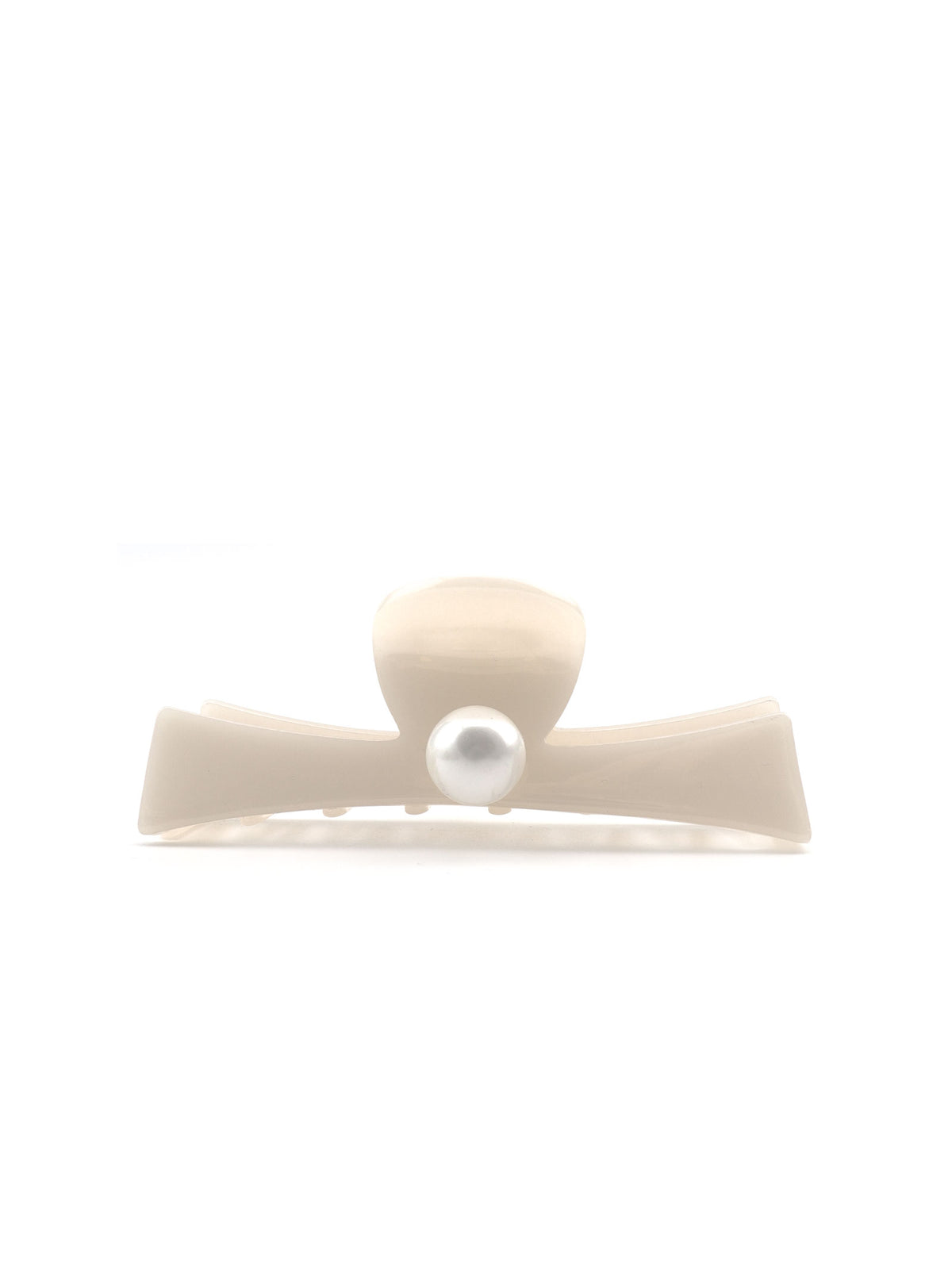 Jadelle hair claw in ivory with pearl detail