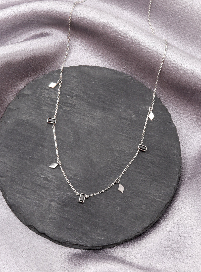 SLOANE NECKLACE