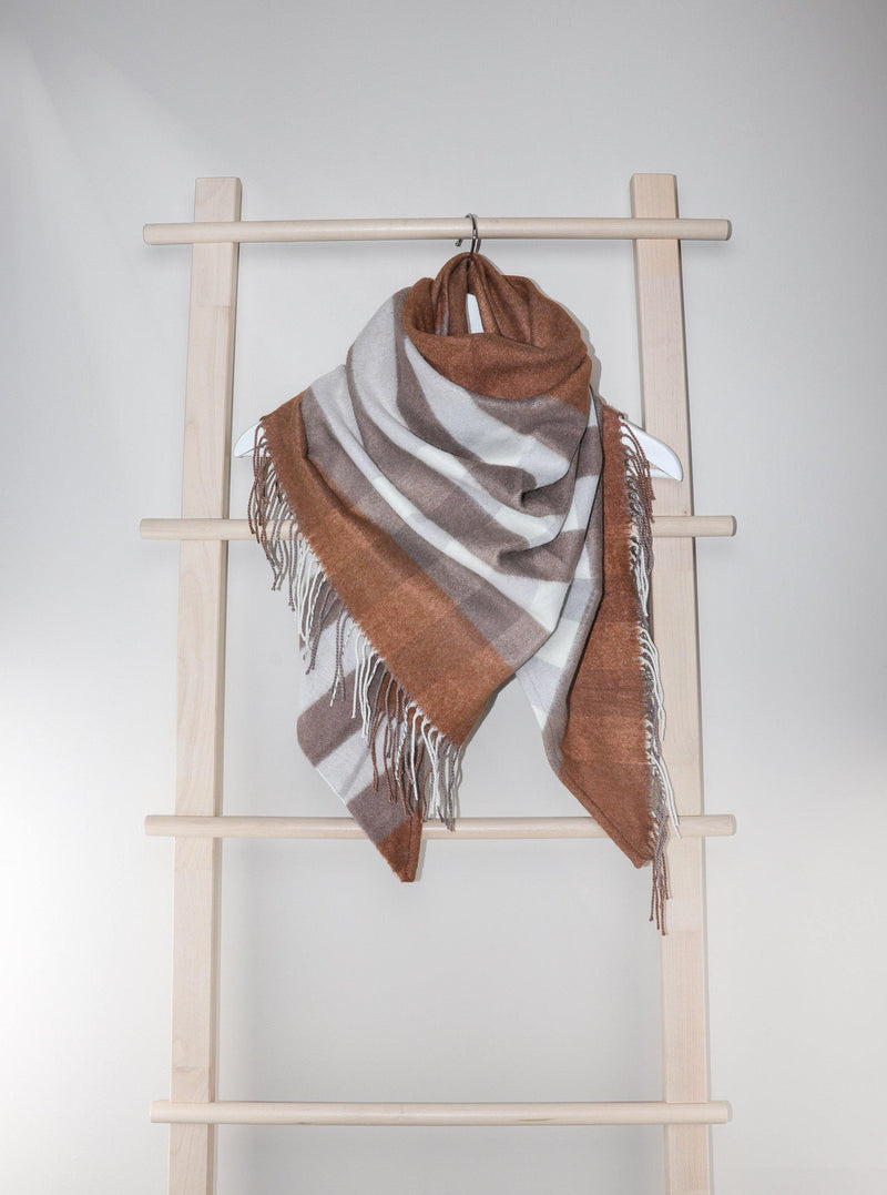 EVANGELINE TRIANGLE SCARF - Simplique Mode