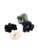 JOELLA SCRUNCHY