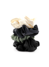 JOELLA SCRUNCHY