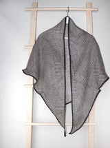 ESTHER TRIANGLE SCARF - Simplique Mode