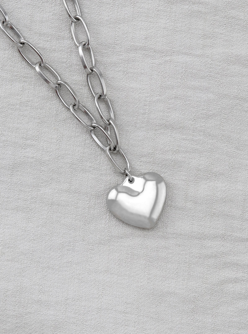 ADRIA NECKLACE