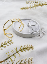NADIA BANGLE