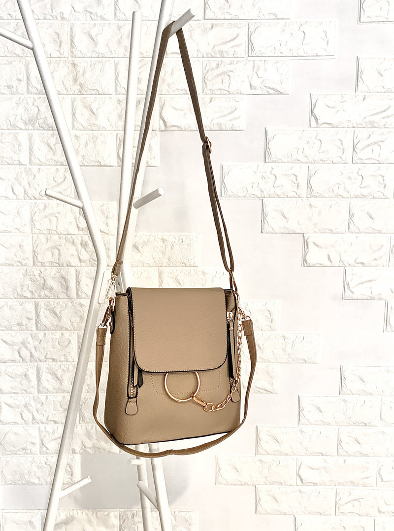 BELLE CONVERTIBLE BACKPACK - Simplique Mode